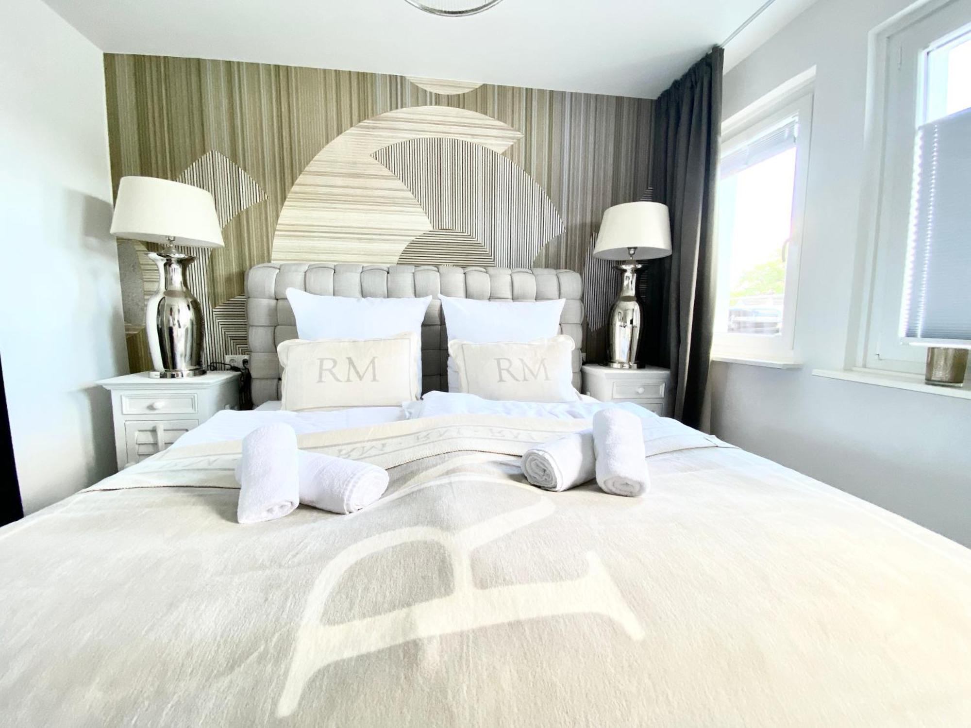 North Coast Suites Deluxe Hamburg-Rahlstedt Bagian luar foto