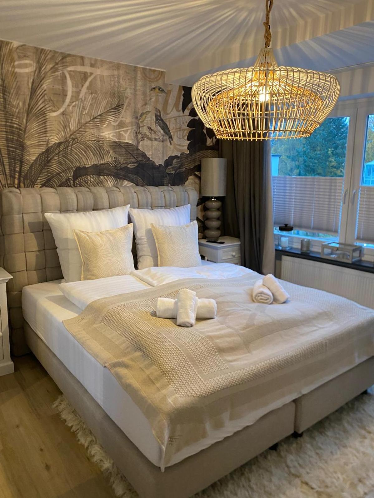 North Coast Suites Deluxe Hamburg-Rahlstedt Bagian luar foto